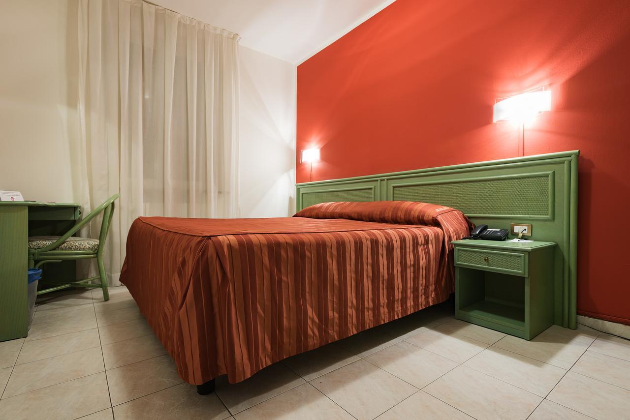Hotel Villa Molinari Collecchio Luaran gambar