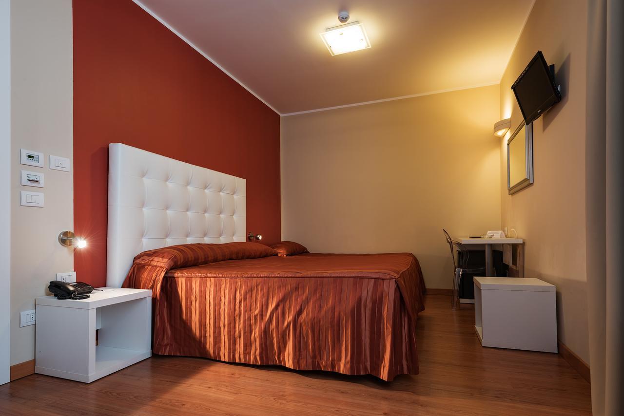 Hotel Villa Molinari Collecchio Luaran gambar