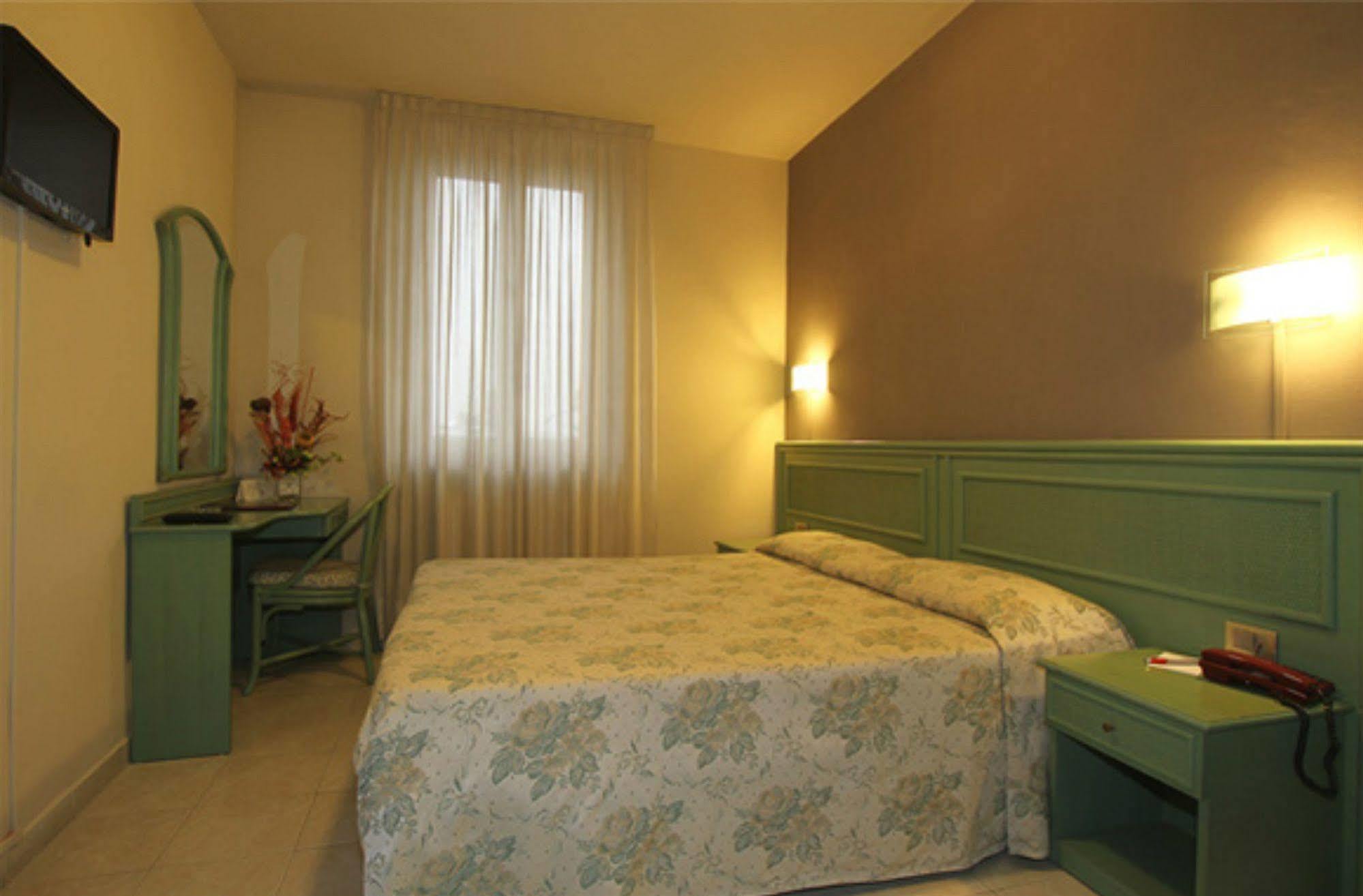 Hotel Villa Molinari Collecchio Luaran gambar